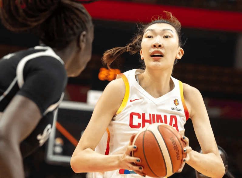 kaiyun -热血沸腾！中国女篮世预赛2胜1负握出线主动权，出线形势一片大好